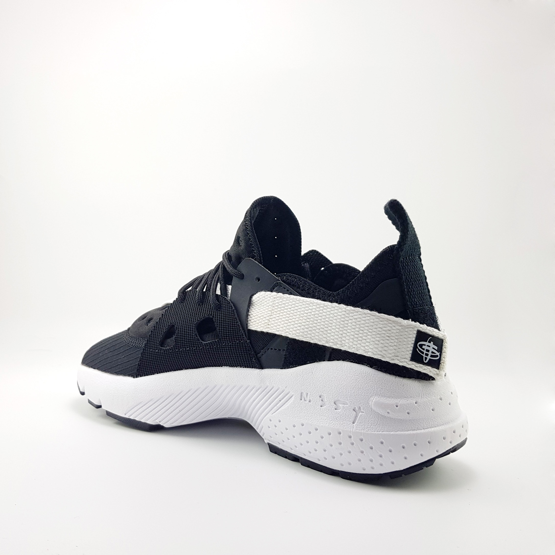 Giày thể thao Huarache N.354 Black White