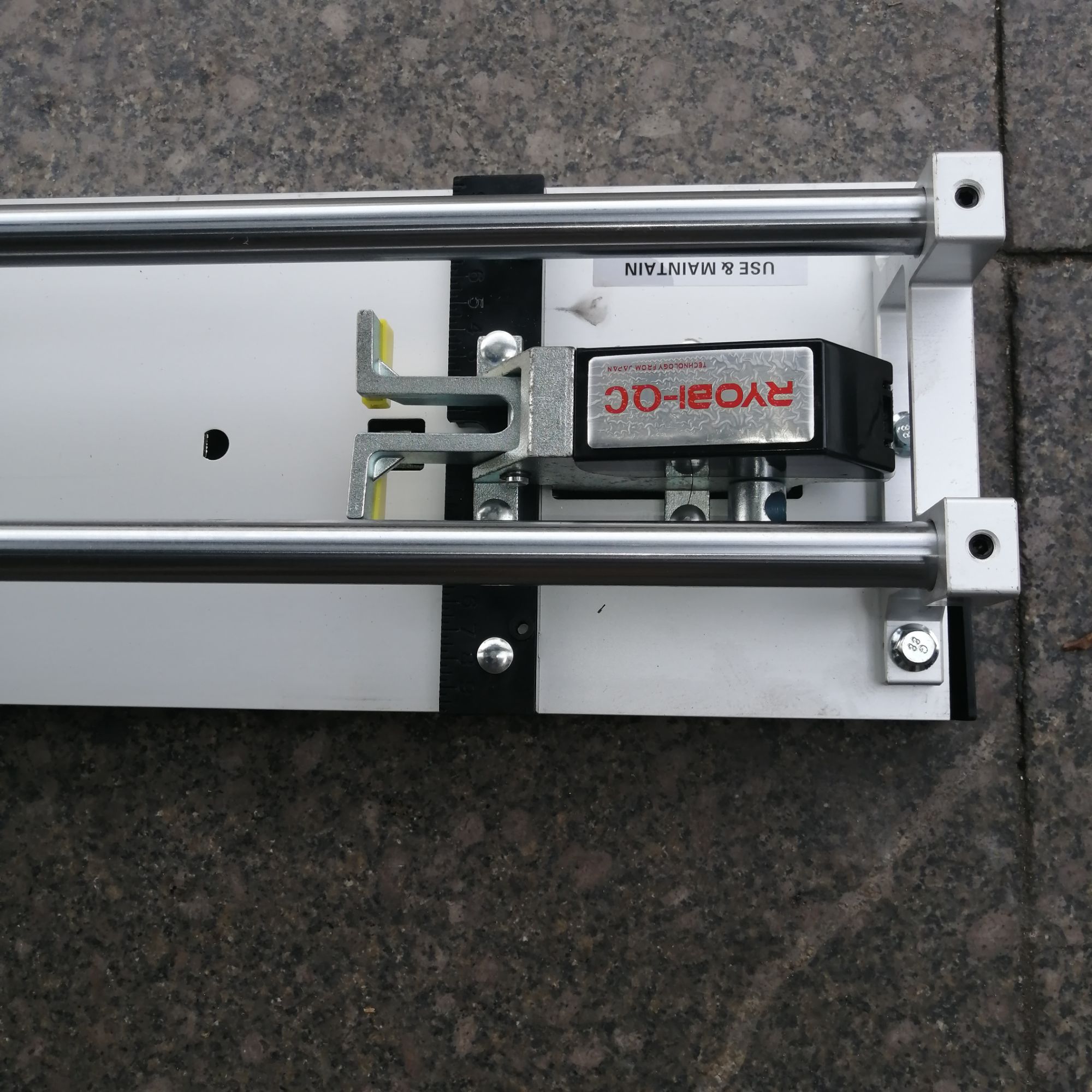 [HCM]bàn cắt gạch RIOBY - QC 800mm.(NHẬT BẢN).