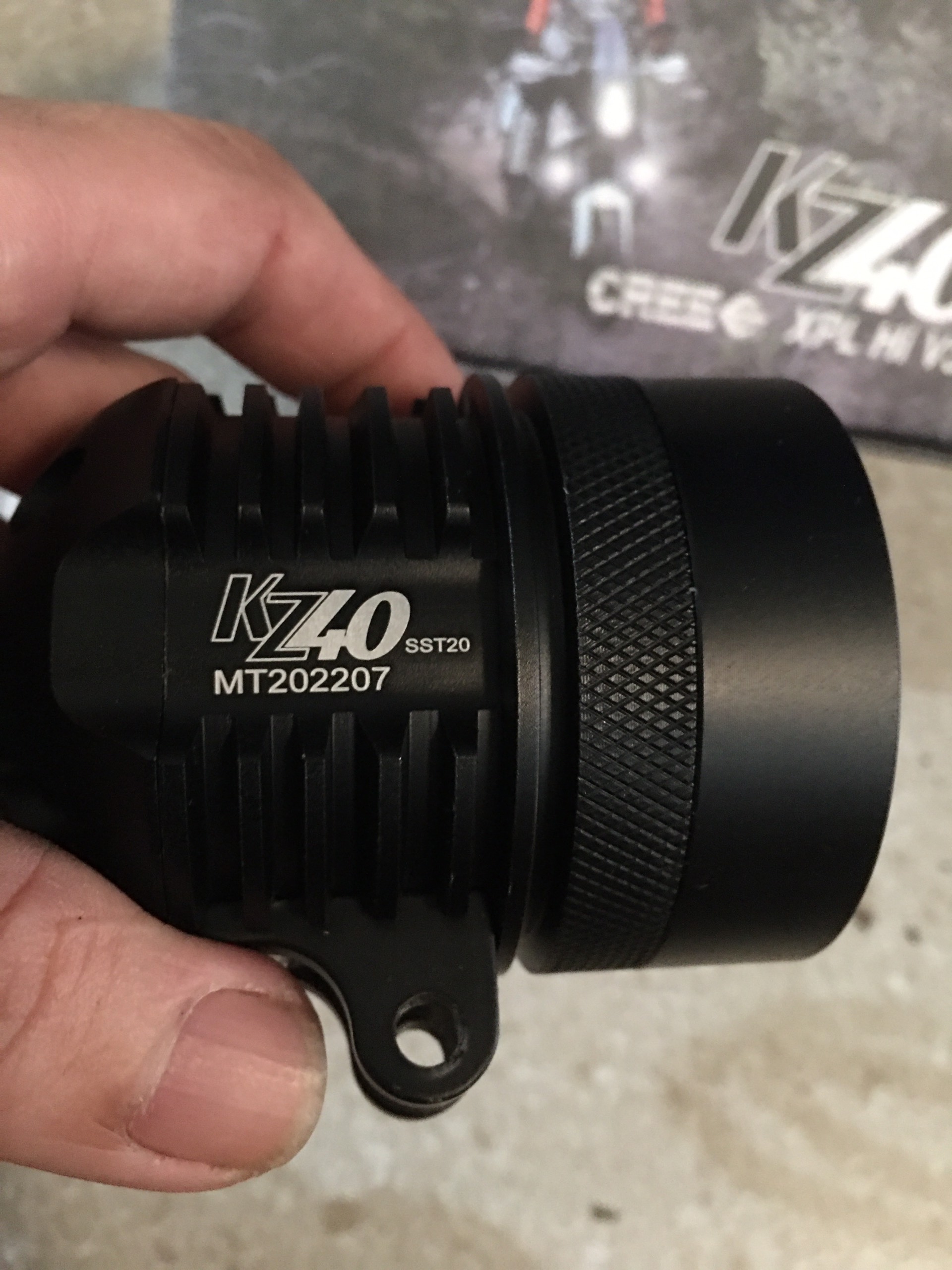 Đèn trợ sáng l4x loại 1 chip sst20 thế hệ mới choá nhôm.hàng siêu đẹp sáng gom.tặng kèm công tắc bảo hành 12 tháng