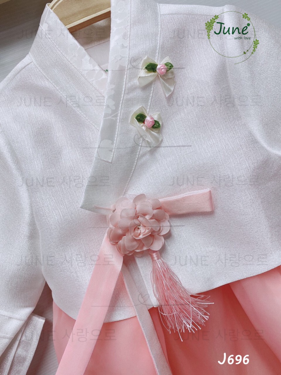 Bộ Hanbok Hàn Quốc bé gái #June