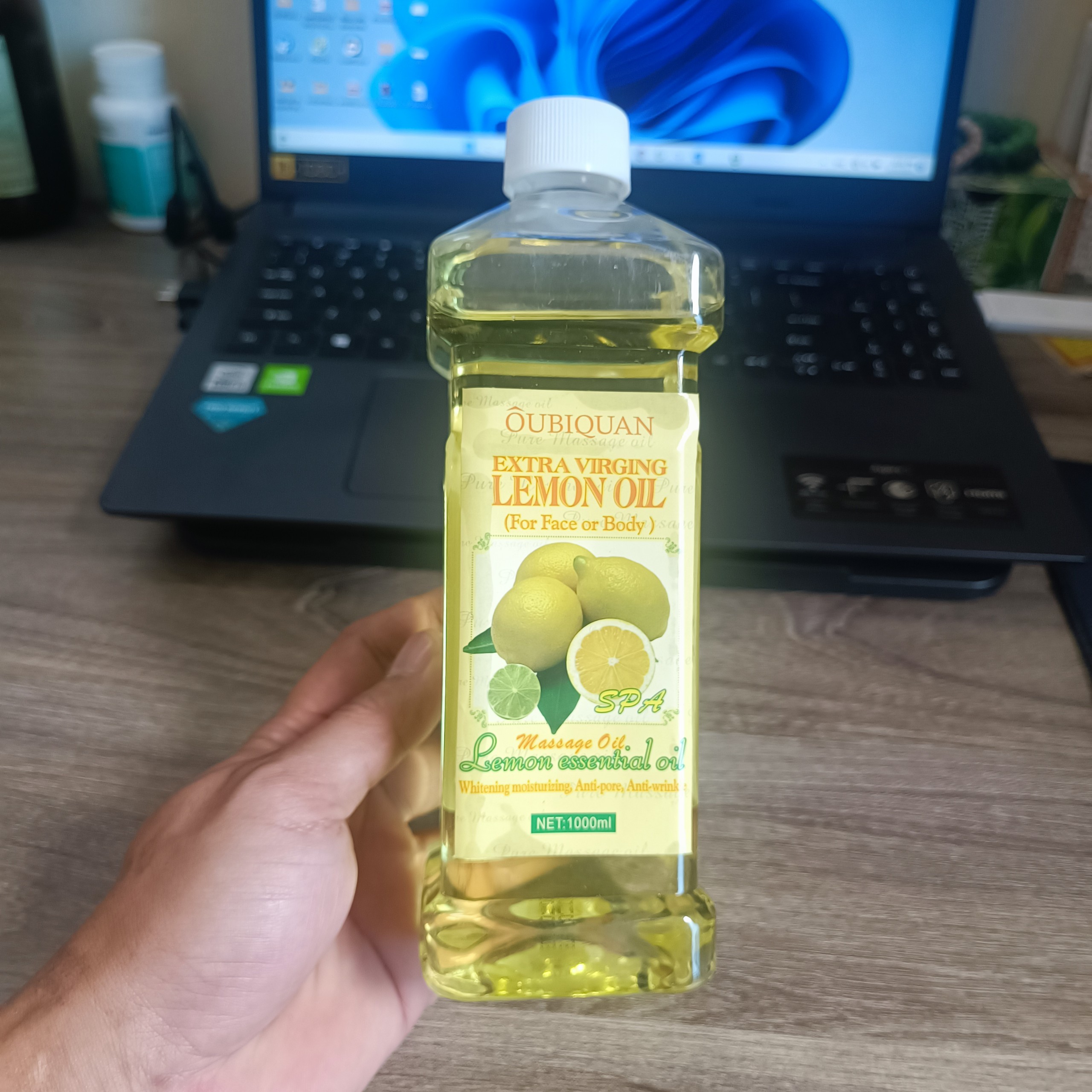Dầu massage body dừa, óc chó, bơ, chanh chai 550ml