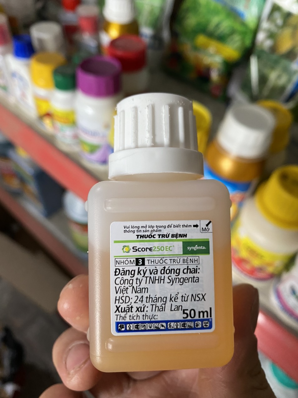 Thuốc trừ nấm bệnh Score250 EC chai 50ml