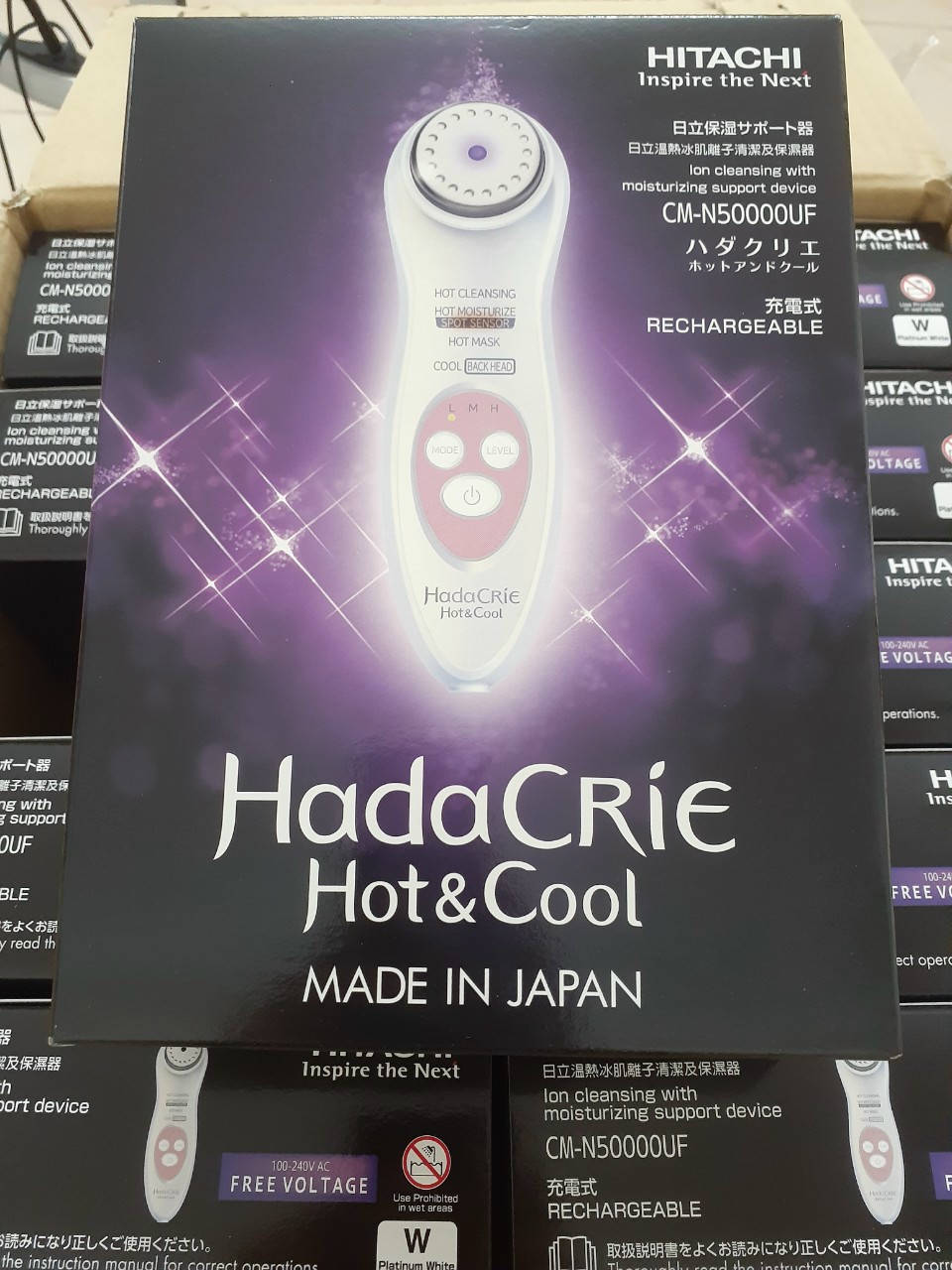 [CAO CẤP] Máy massage mặt Hitachi Hada Crie N5000 - BH 12 tháng
