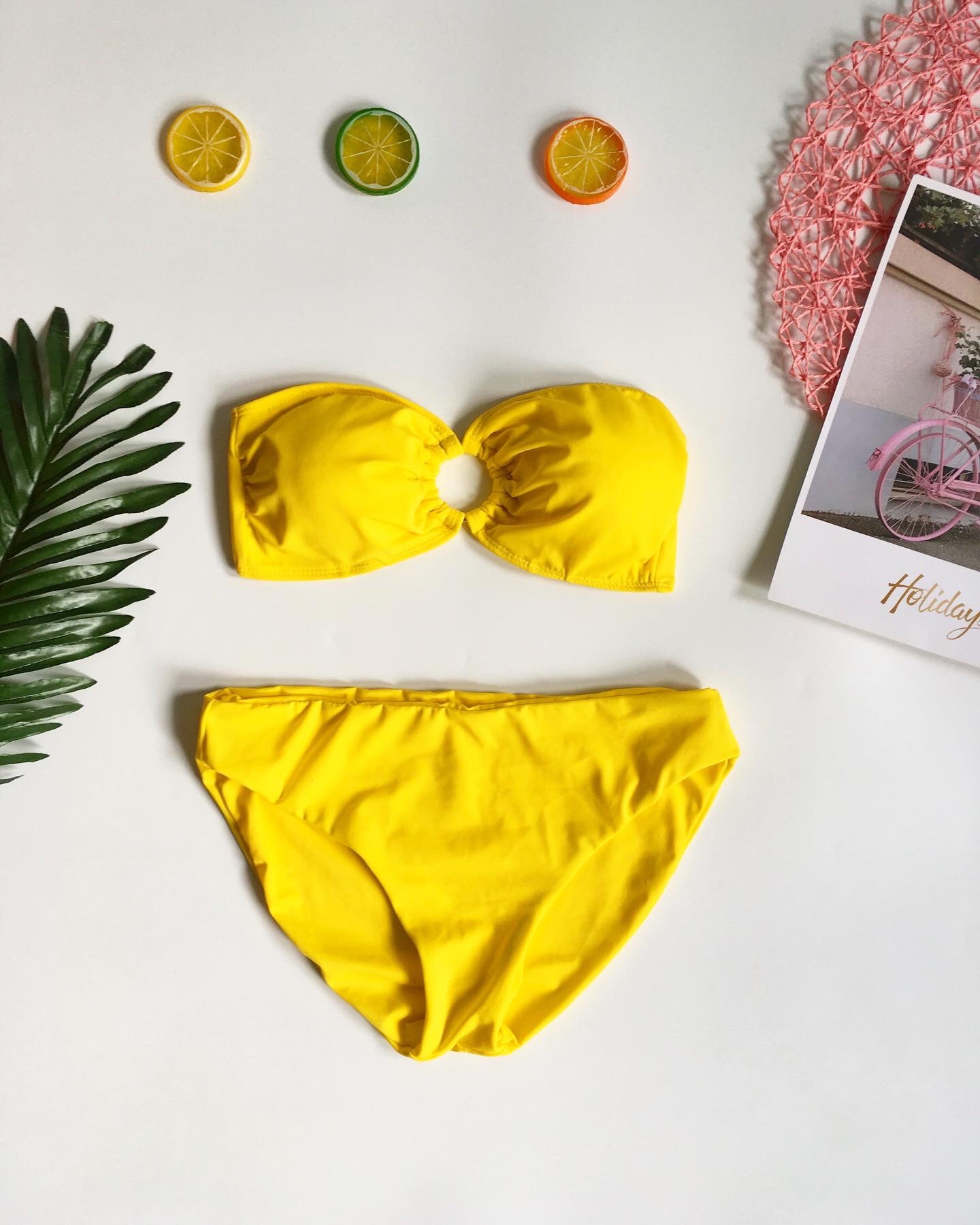 Bikini phối khoen giữa sành điệu