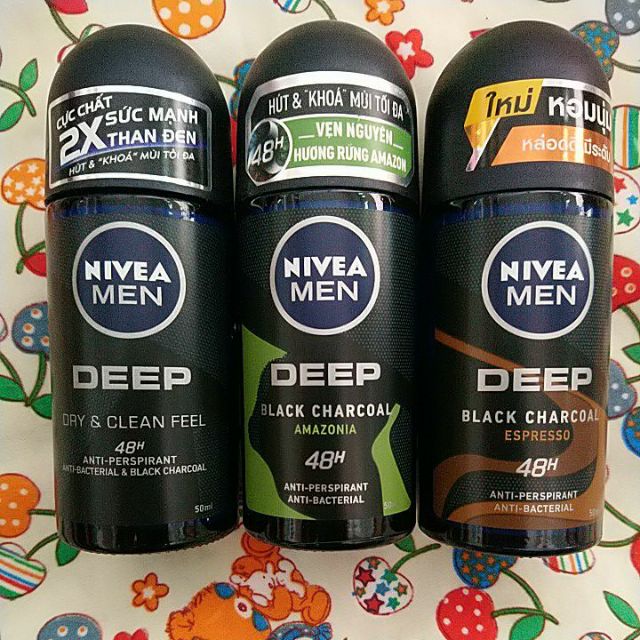 Lăn ngăn mùi NIVEA MEN Deep than đen hoạt tính 50ml