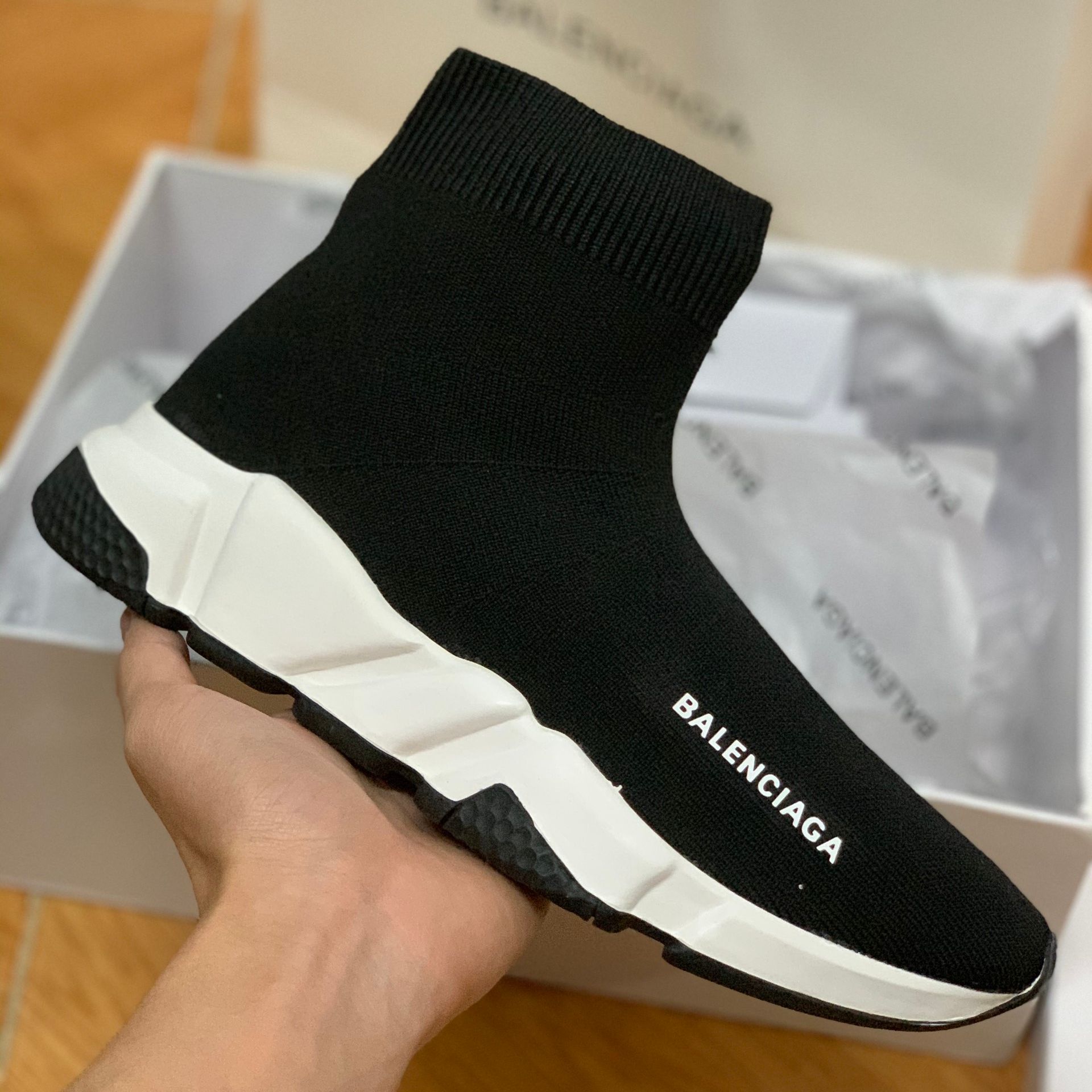 Giày Sneaker Speed Trainers Black White ( Full box)
