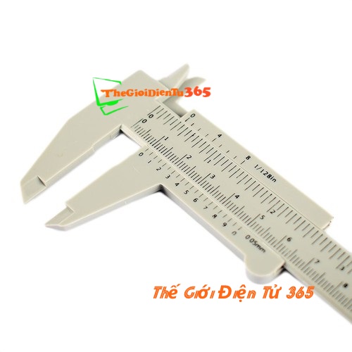 THƯỚC KẸP NHỰA 150MM
