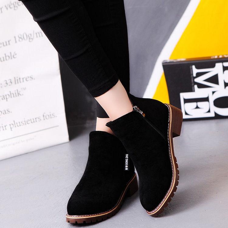 Boot cổ thấp da lộn xinh xắn