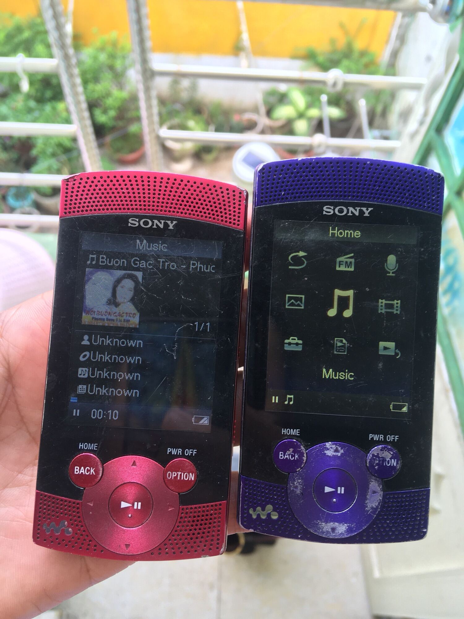 Máy Nghe Nhạc Sony Walkman S544 8G.