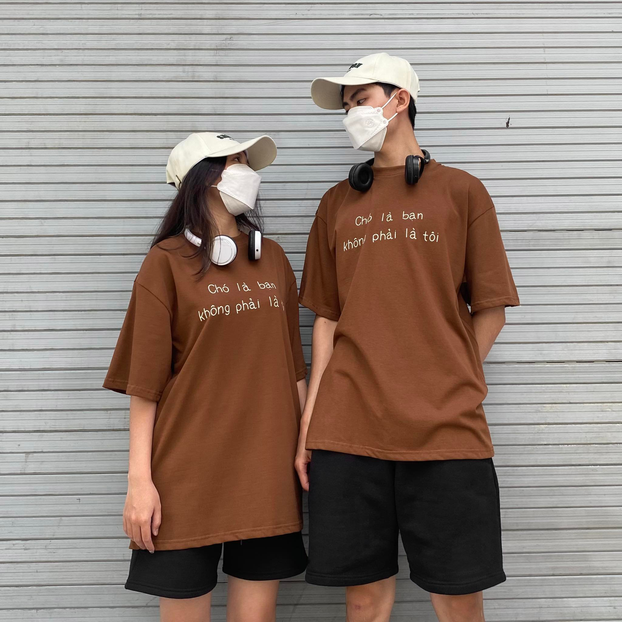 ÁO THUN FF CHÓ VÀ BẠN TEE