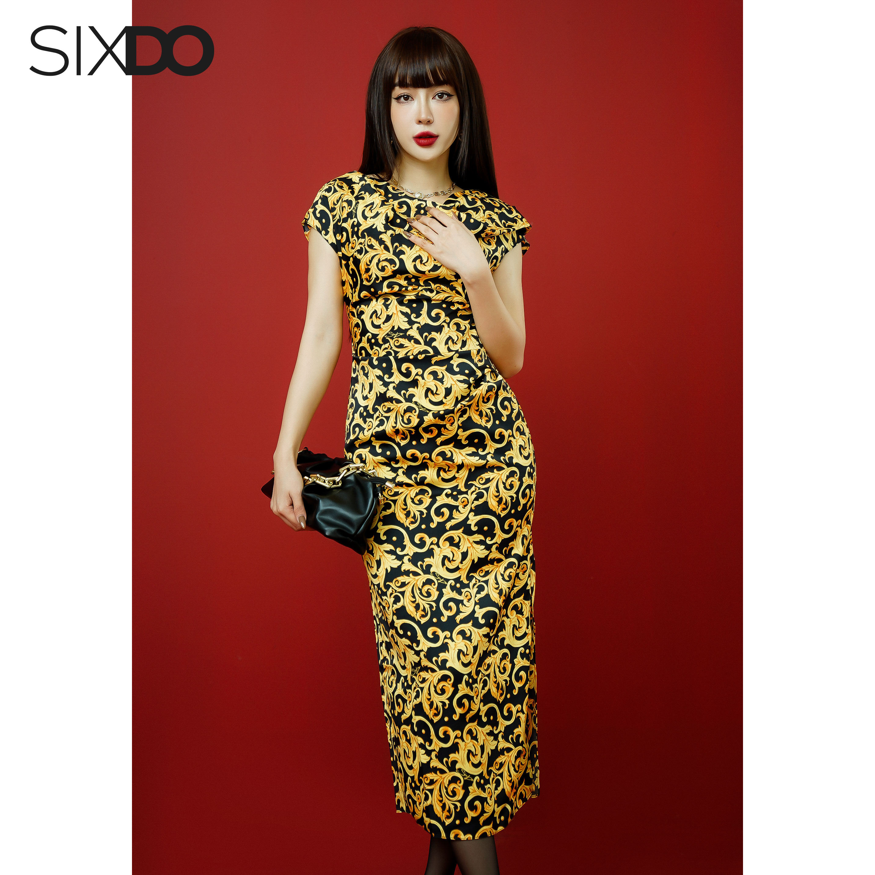 Đầm lụa cổ thuyền họa tiết baroque SIXDO (Black Baroque Print Boatneck Midi Silk Dress)