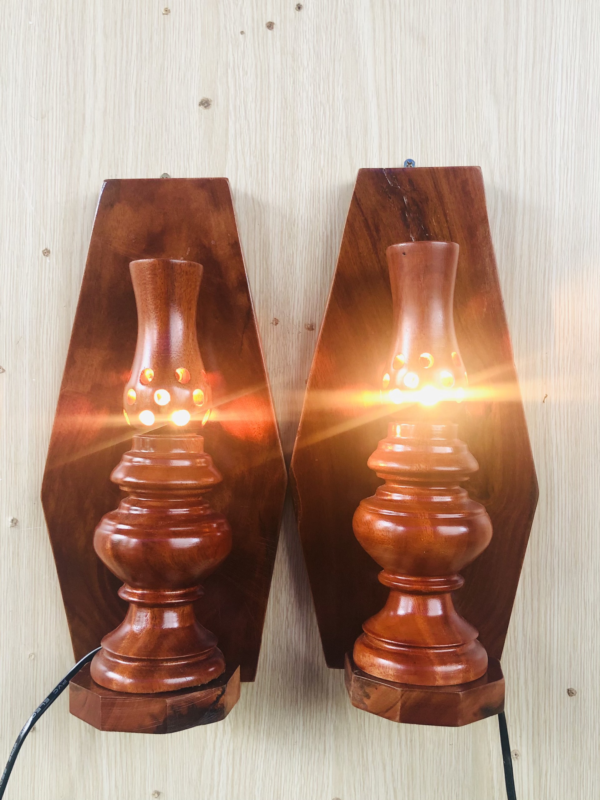 Đèn thờ Trang Trí bàn thờ gia đình