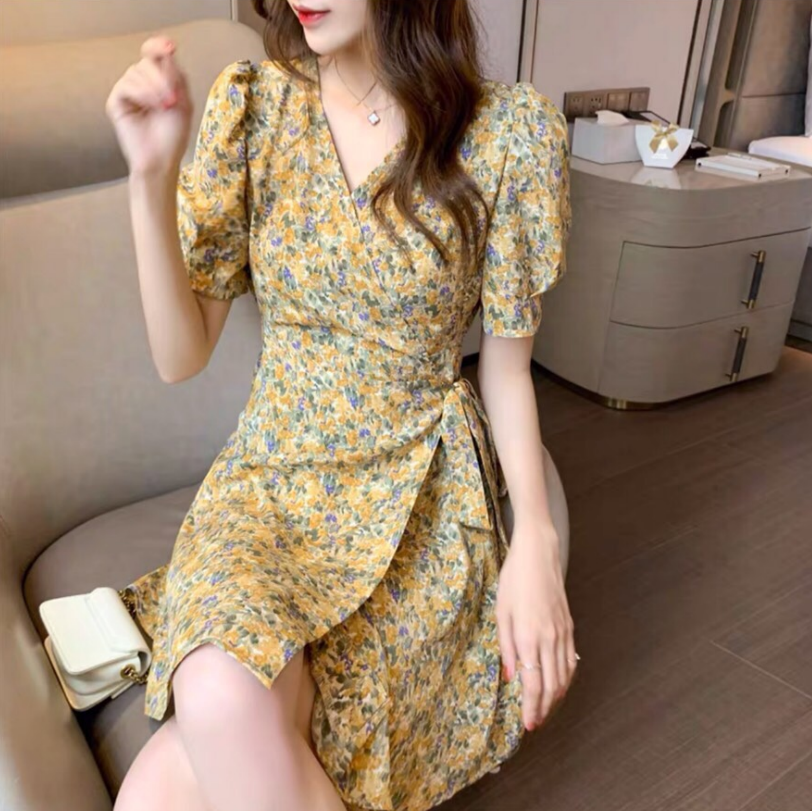 [HCM]Đầm cổ V tay ngắn cột nơ eo cực xinh