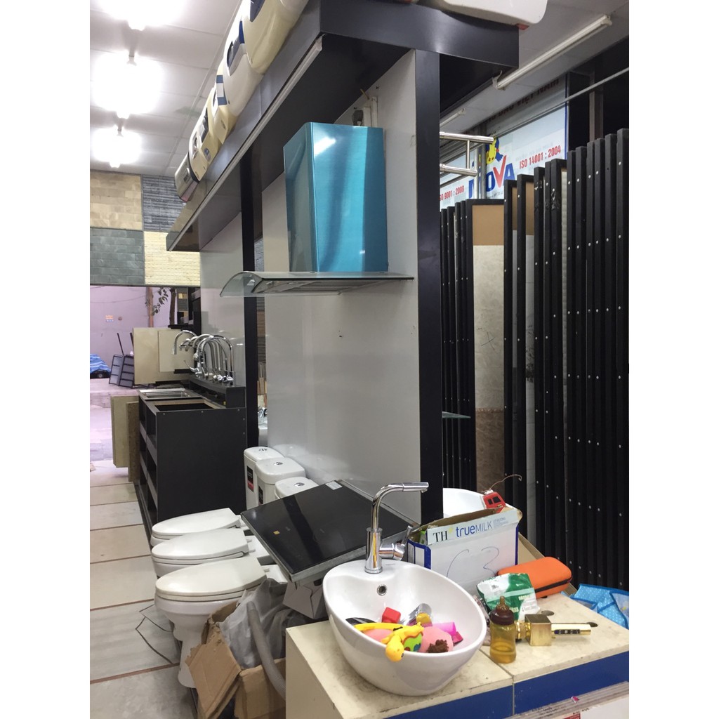Máy hút mùi kính cong SUNHOUSE SHB6629-70C