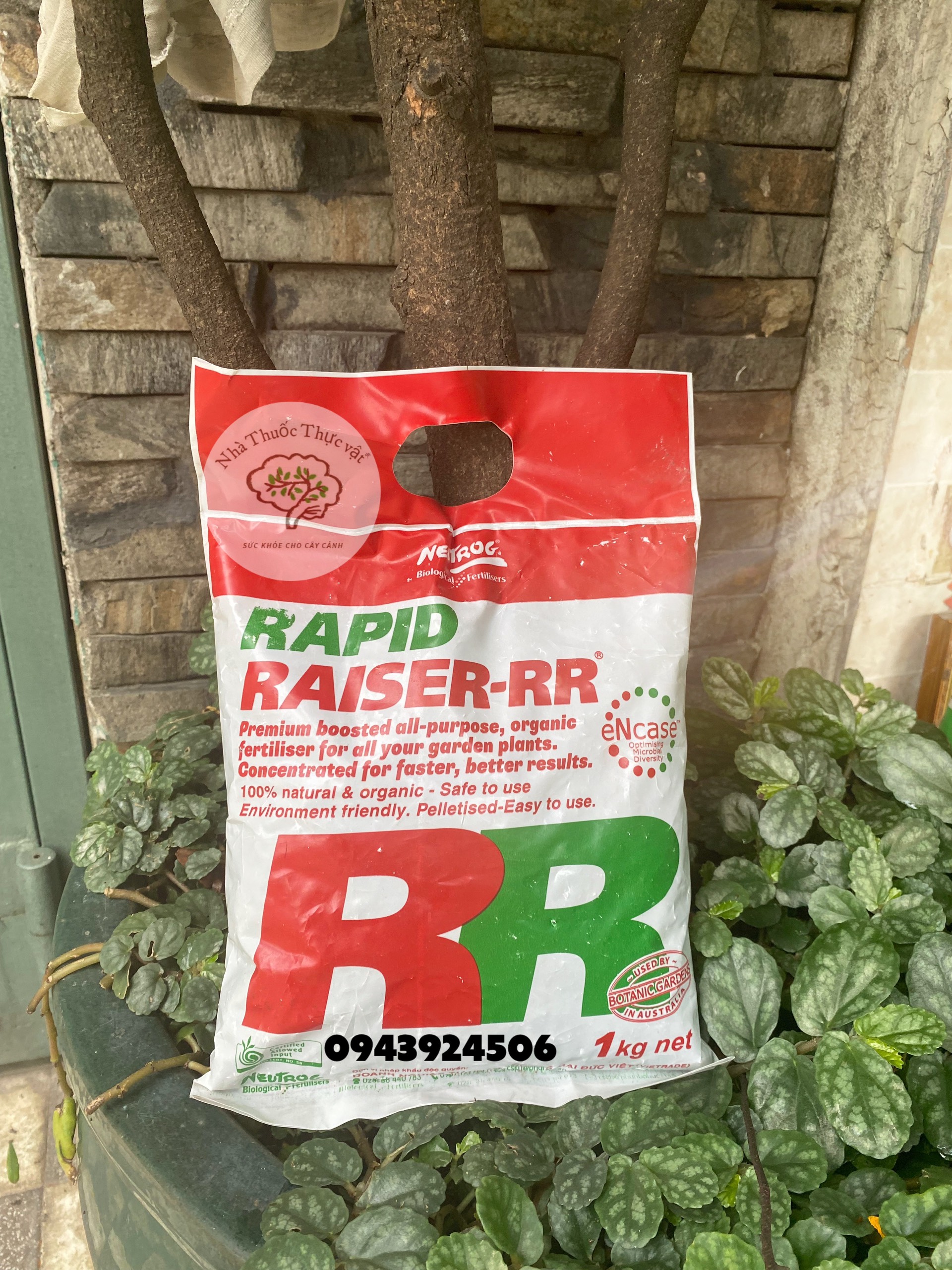 Phân bón hữu cơ rr rapid raiser của úc 1kg viên nén