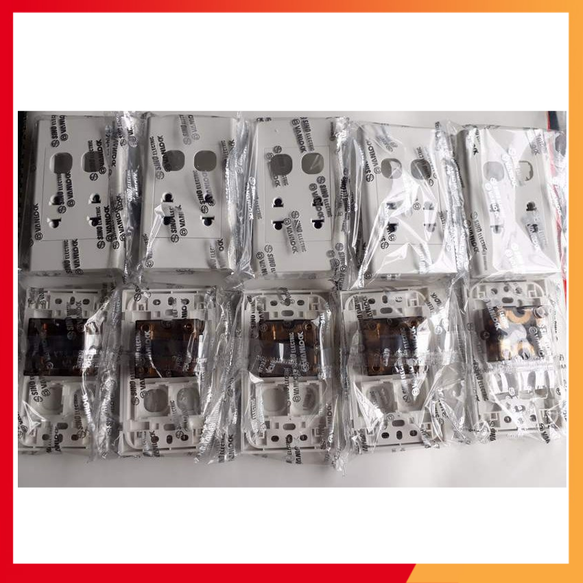 Ổ CẮM ÂM TƯỜNG SINO