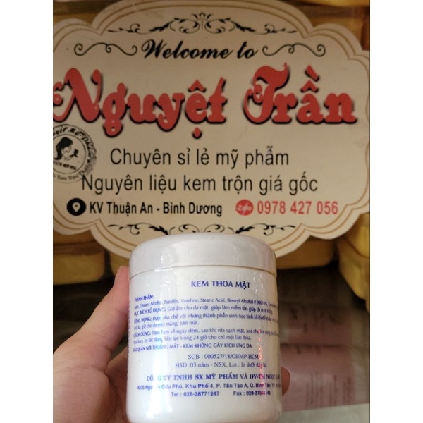 kem trắng da vitamin E 225g