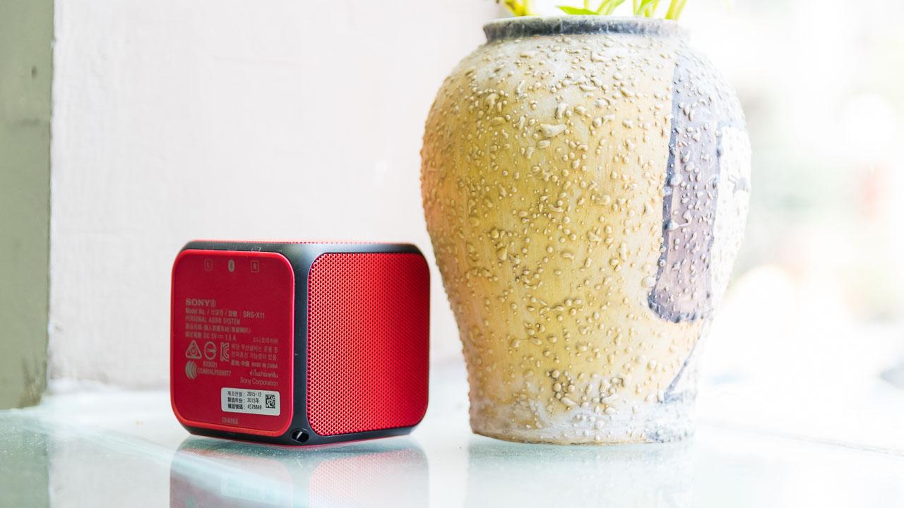 loa di động Sony SRS-X11