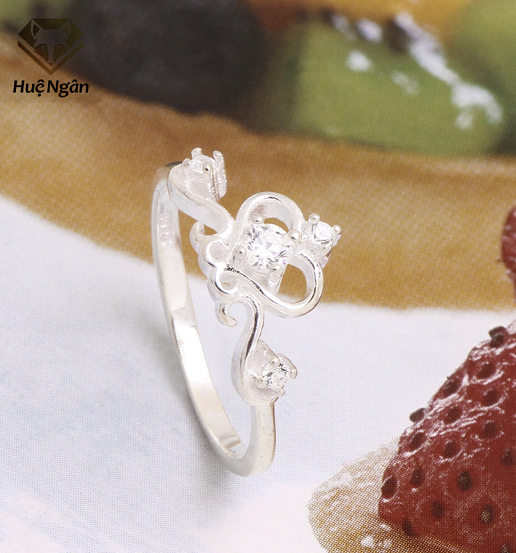 Nhẫn nữ trang sức bạc Ý S925 Bạc Xinh - Vương miện đẹp YCXJ031 (size 13)