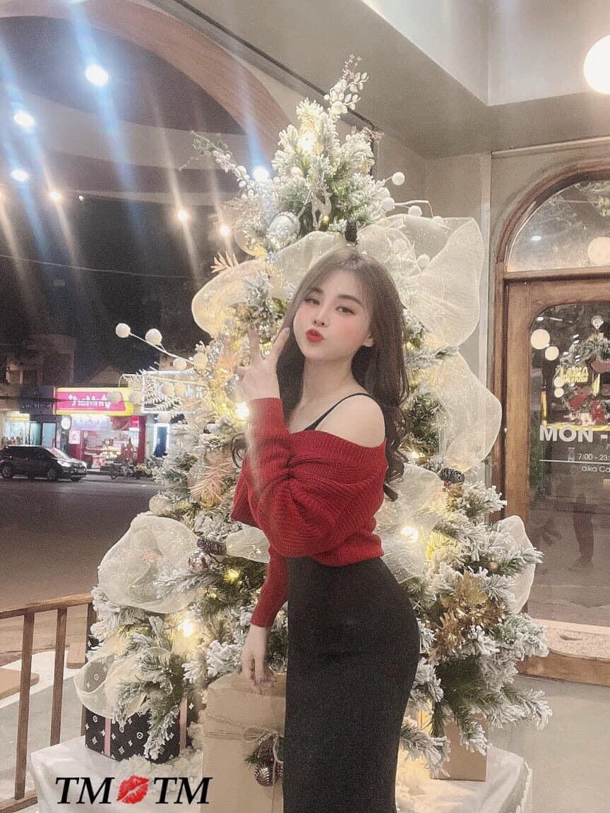 Set đầm body 2 dây  kèm áo khoác len croptop - thiết kế chuẩn form dáng xinh thích hợp đi chơi mùa noel