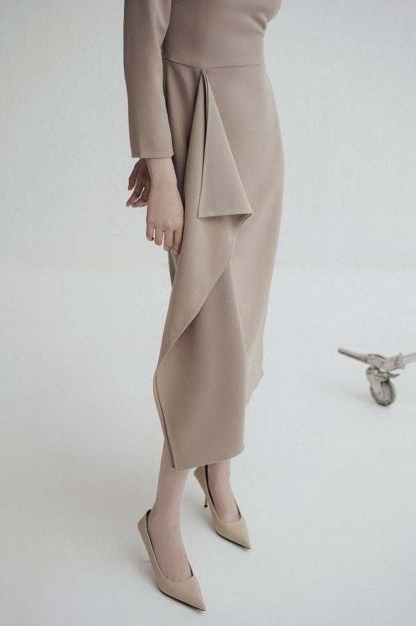 MARE - VÁY DÀI CỔ THUYỀN - HANNA DRESS