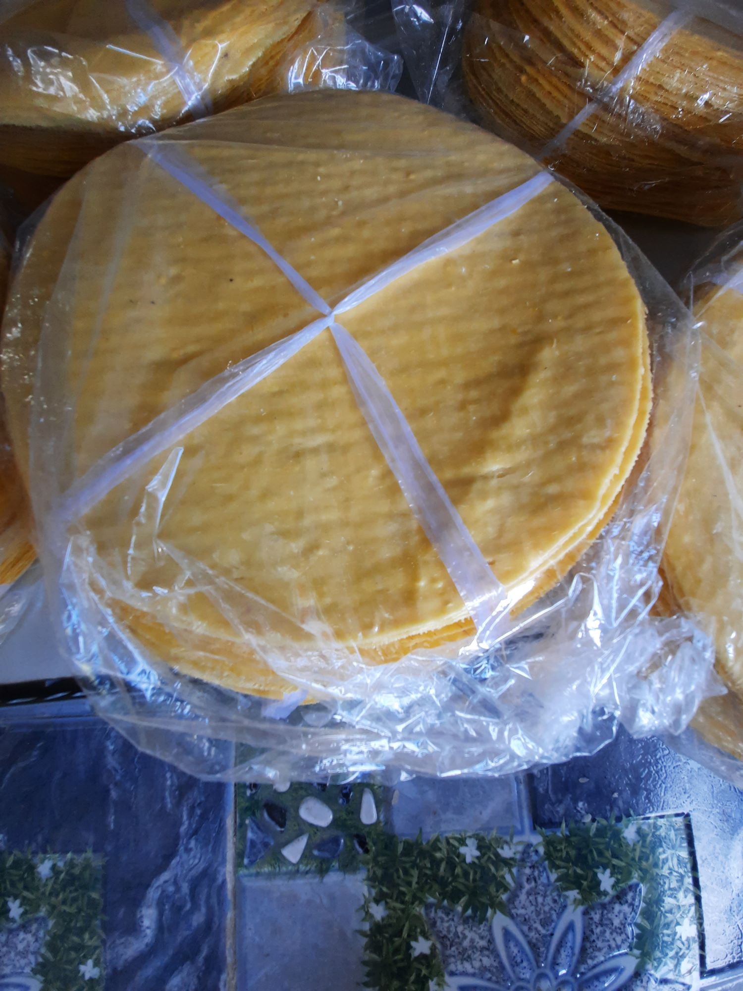 10 cái bánh phồng mì Bến Tre . size lớn : 29 cm