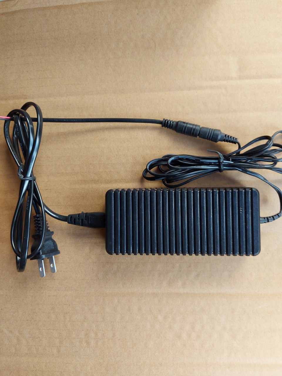 Nguồn Adapter 12V-5A