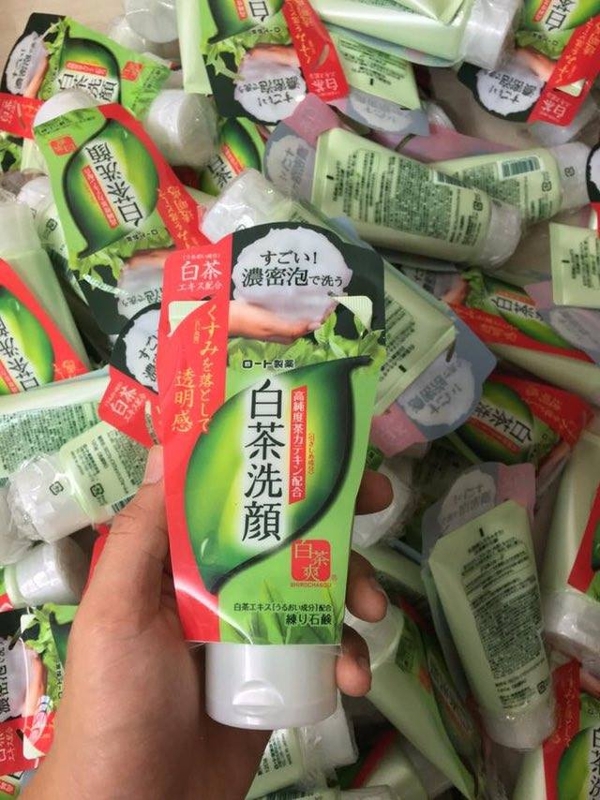 Sữa rửa mặt Matcha trà xanh của Nhật 120gr