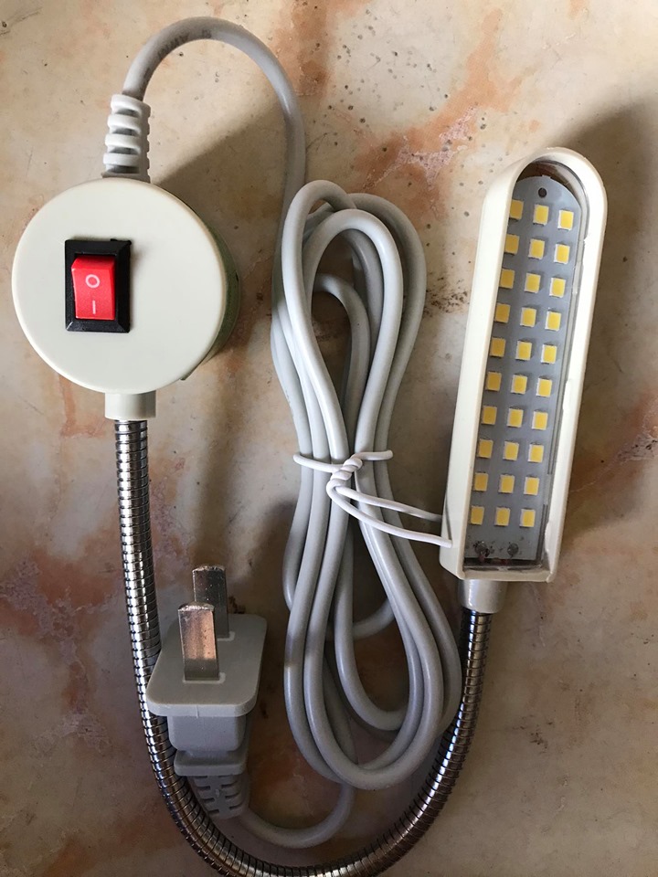 Đèn LED 30 bóng đế nam châm cho máy may