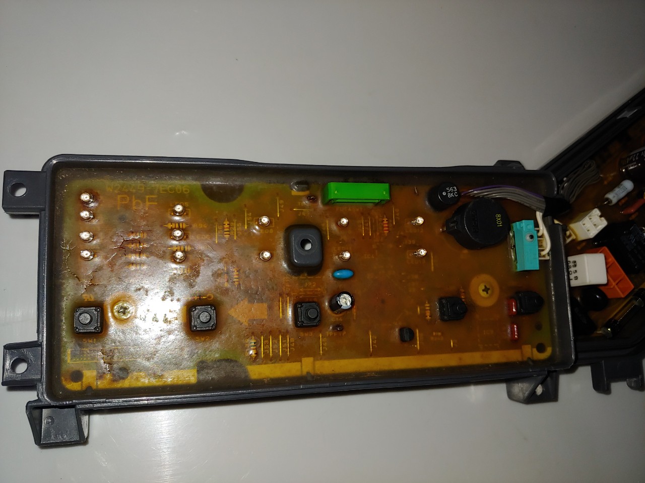 boar máy giặt Panassonic lồng đứng NA - F60B1