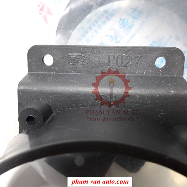 Giá đỡ đèn gầm Ford Transit CHÍNH HÃNG Phạm Văn Auto