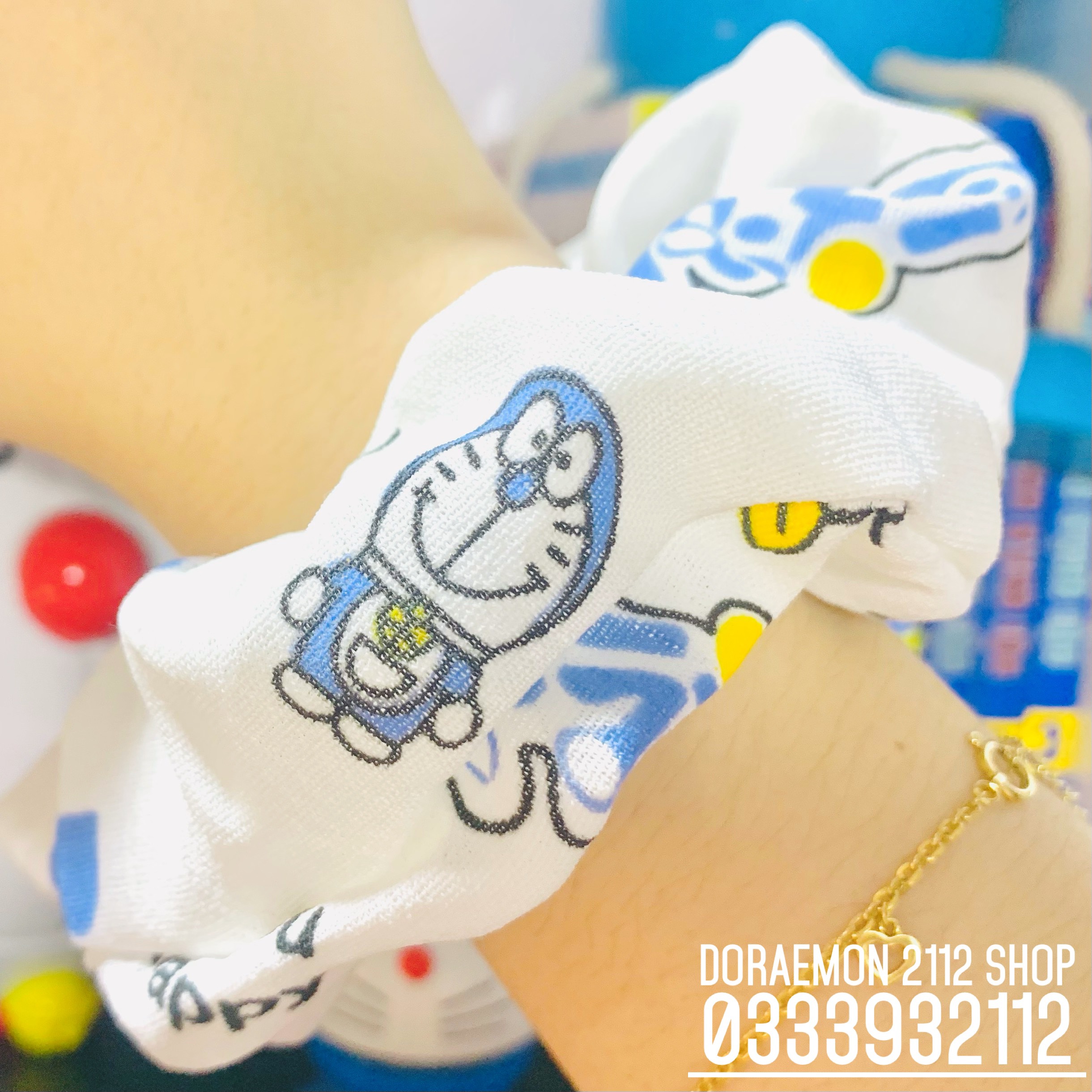 Hot Trend scrunchies cột tóc kiêm vòng đeo tay Doraemon