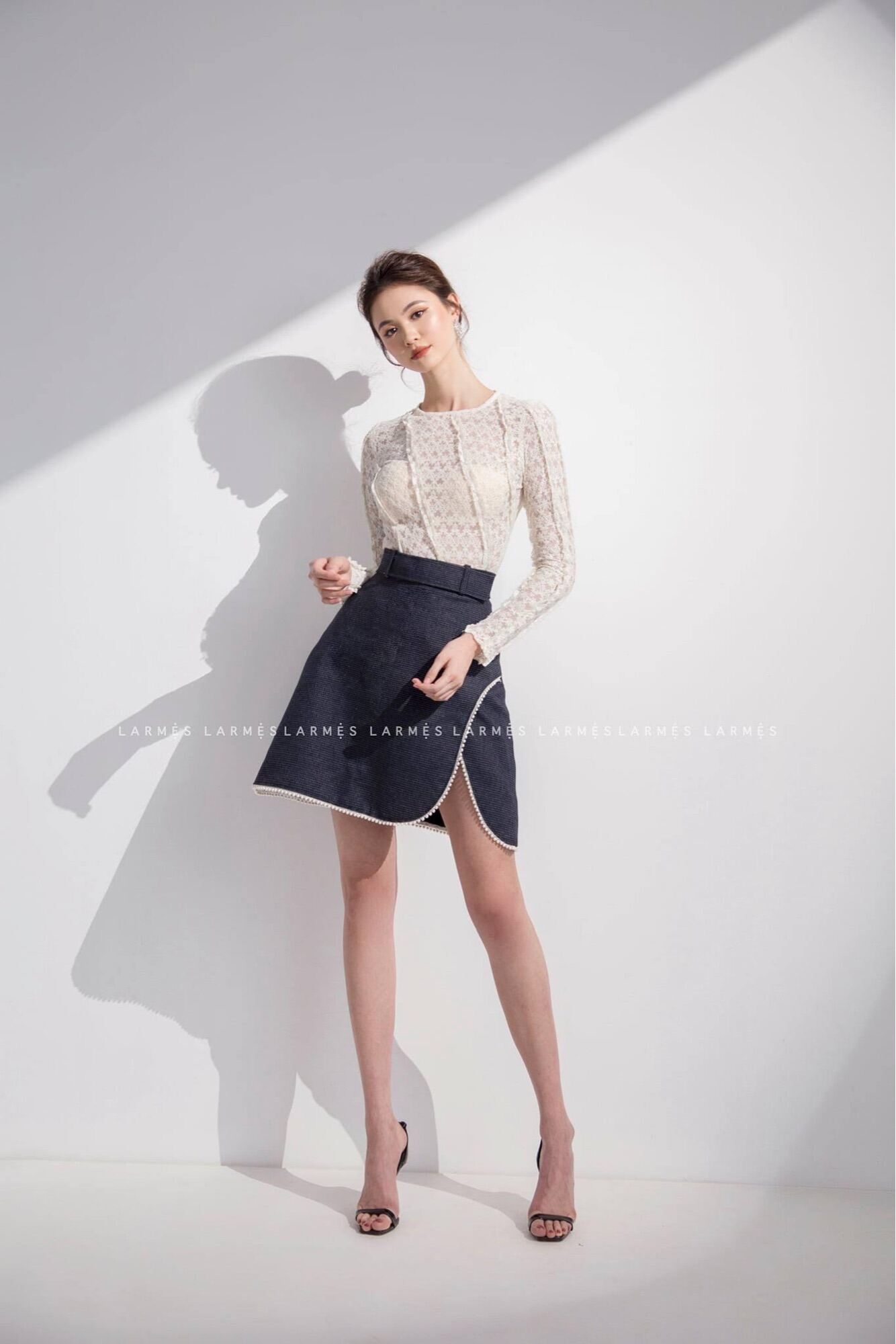 LARMES - Lacy top & Thalia Skirt