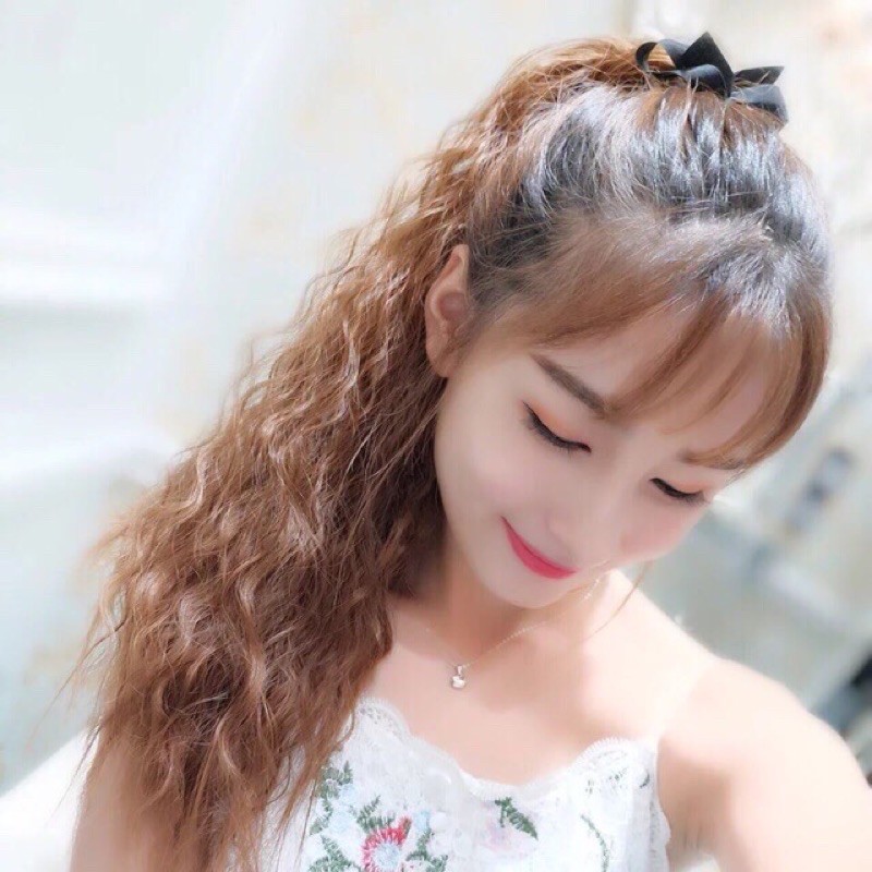 Tóc giả : Cột xù mỳ