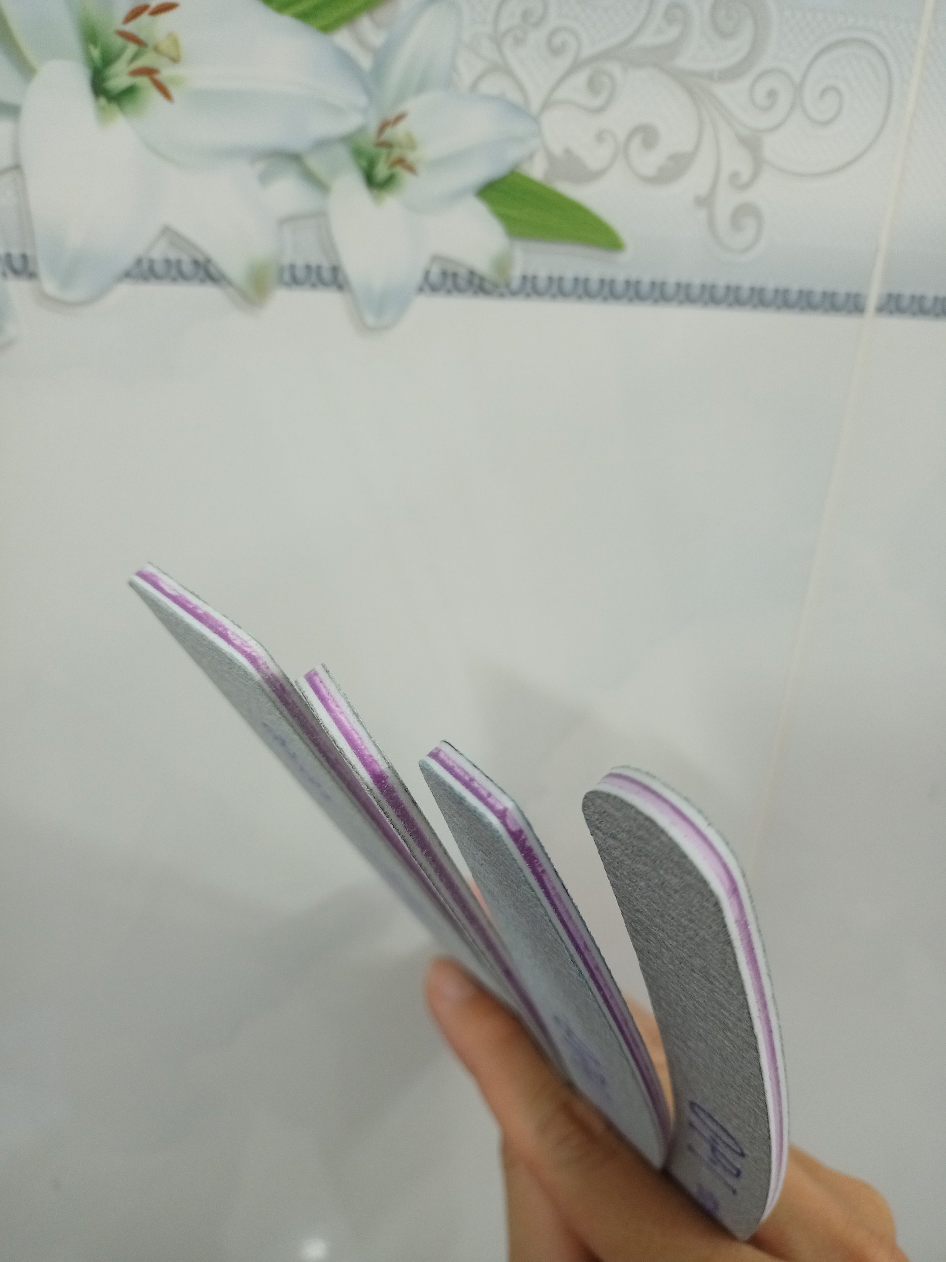 1 cây Dũa 100/180 OPI