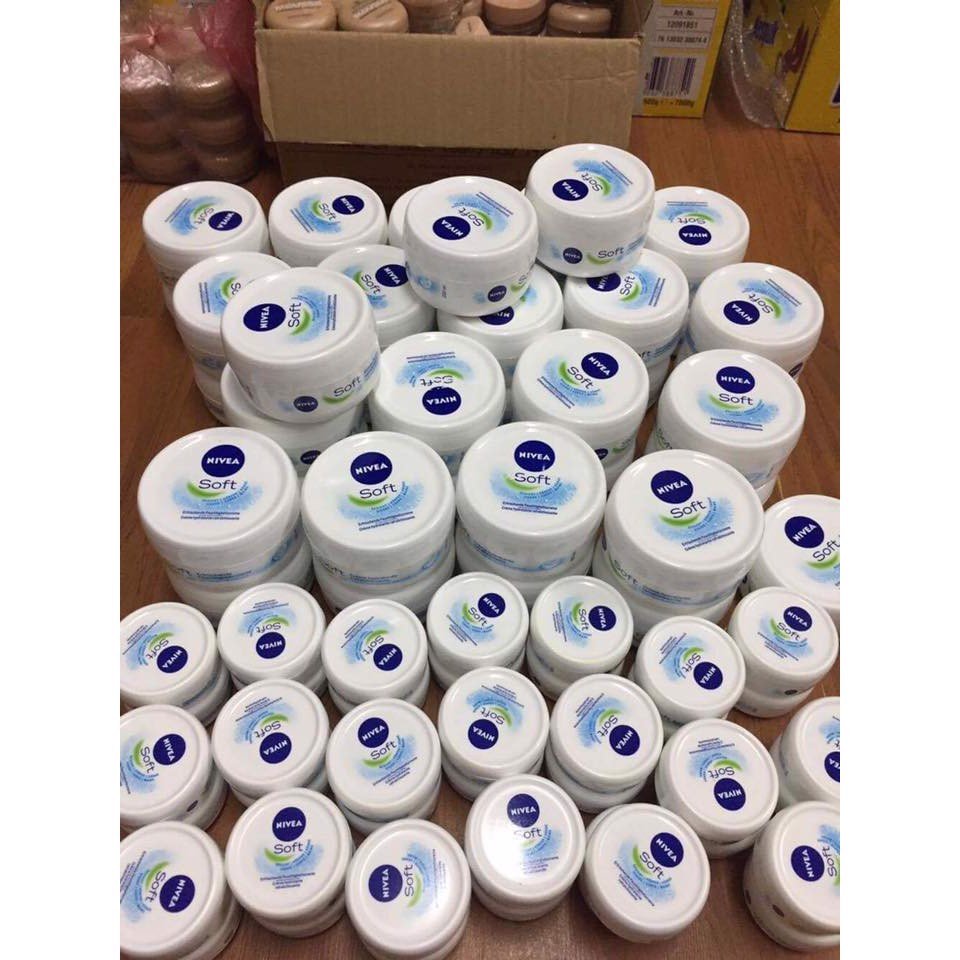 Kem dưỡng da Nivea soft hộp 200ml
