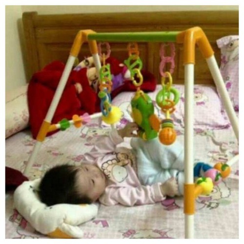 KỆ VẸT CHỮ A PHÁT NHẠC CHO BÉ