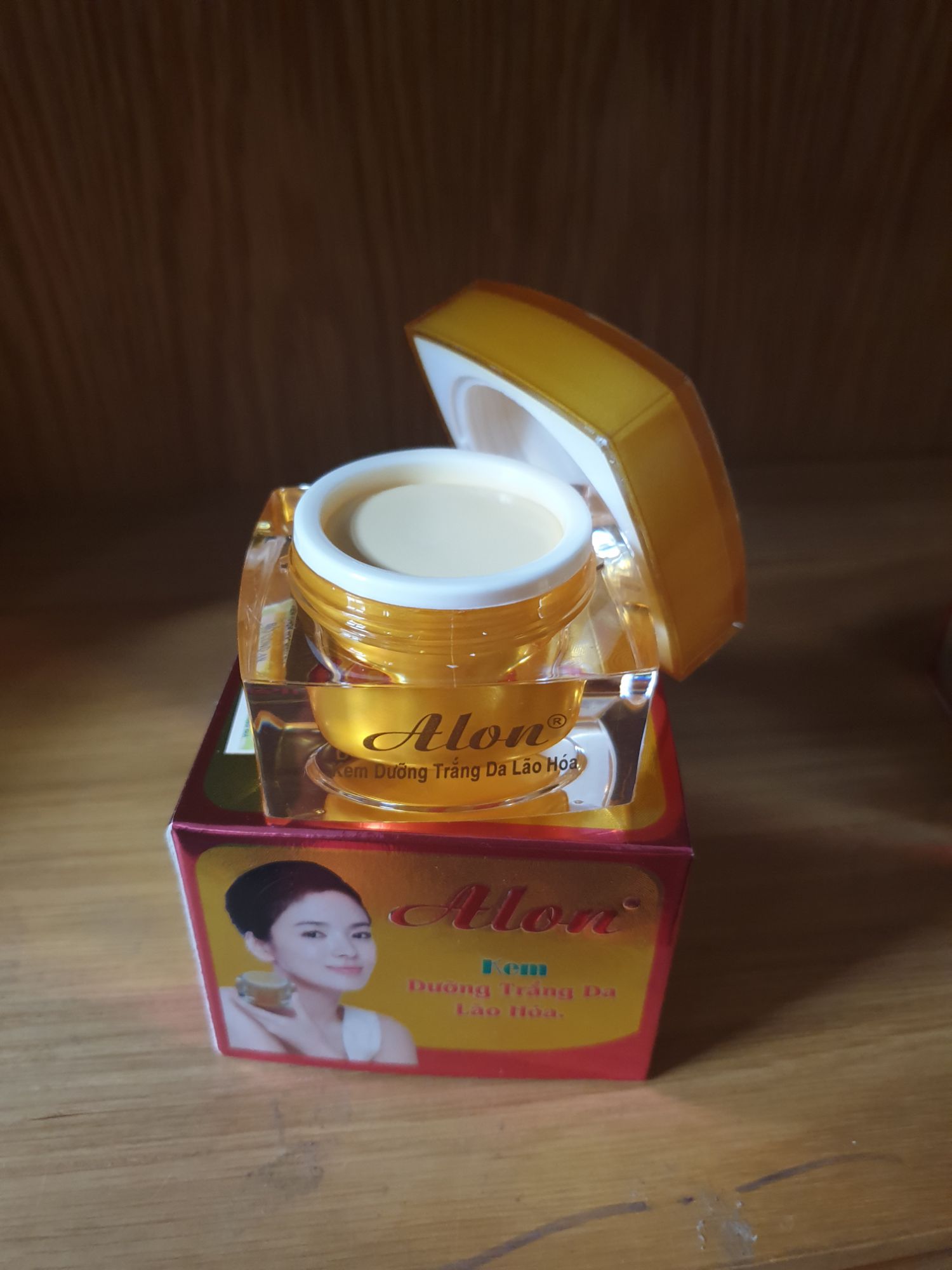 [HCM]Kem alon dưỡng da chông lão hóa 17gr.