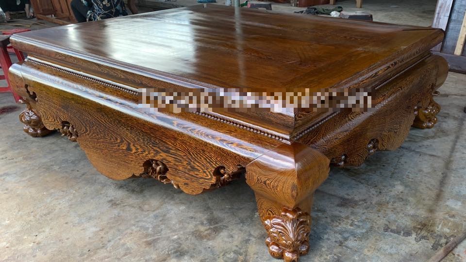 Sập Đại Chân Quỳ Dạ Cá Trơn Gỗ Mun Đuôi Công