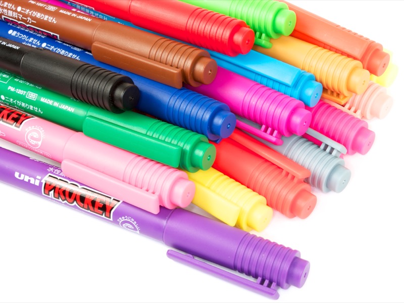 Bút marker Uni ball Prockey marker 2 đầu.