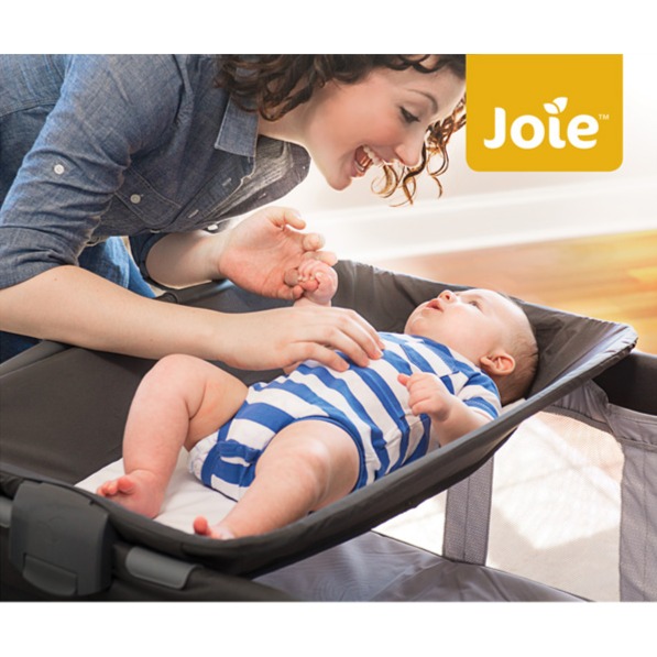Giường cũi trẻ em Joie Commuter Change Logan