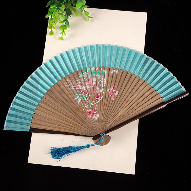 Quạt xếp cầm tay kim tuyến viền đỏ in hoa cổ trang Trung Quốc cosplay phong cách Tết xinh xắn, giá rẻ