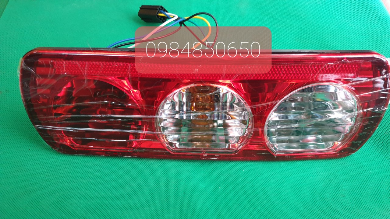Đèn hậu Thaco Towner 950. Towner 950A