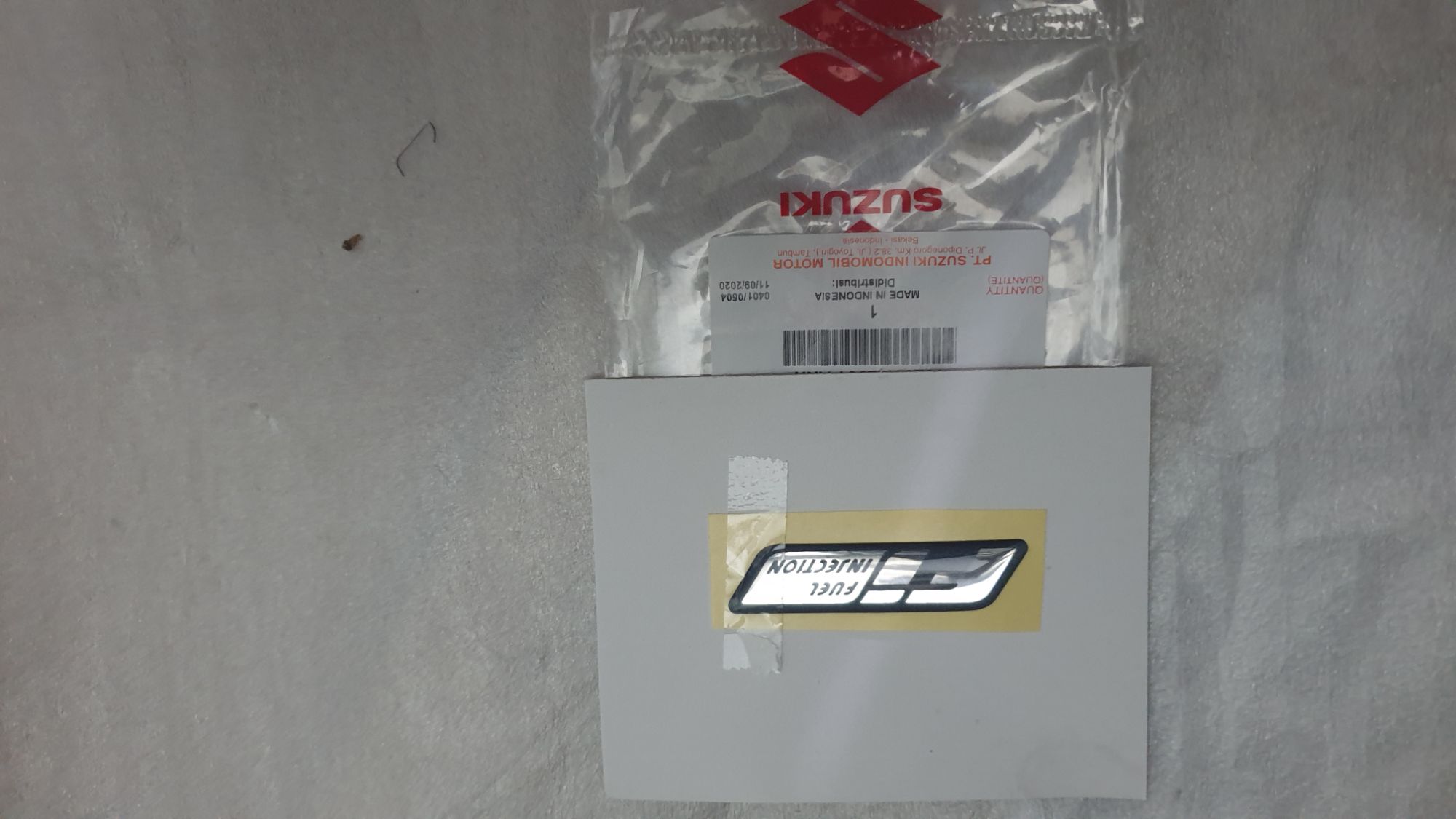 tem chữ nổi fi của các dòng xe suzuki