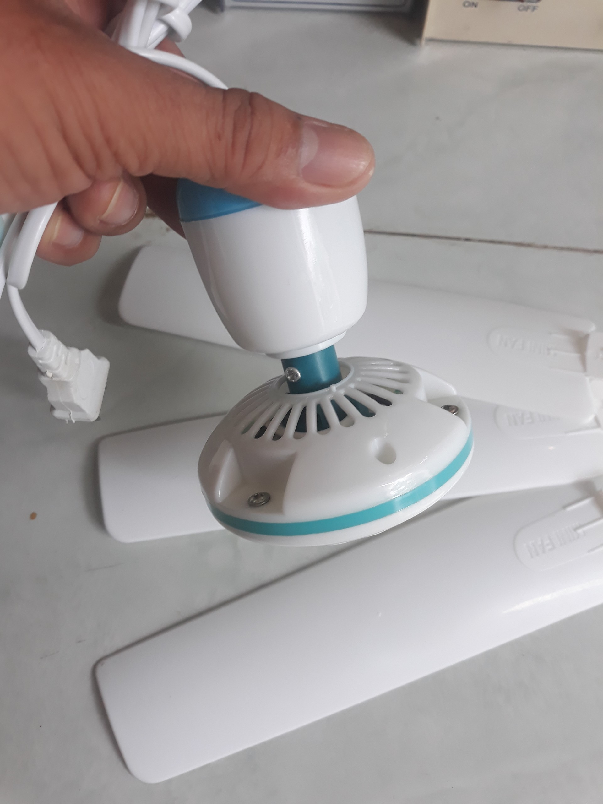 Quạt Trần Mini 3 Cánh 7W - Cánh 20 x 5cm