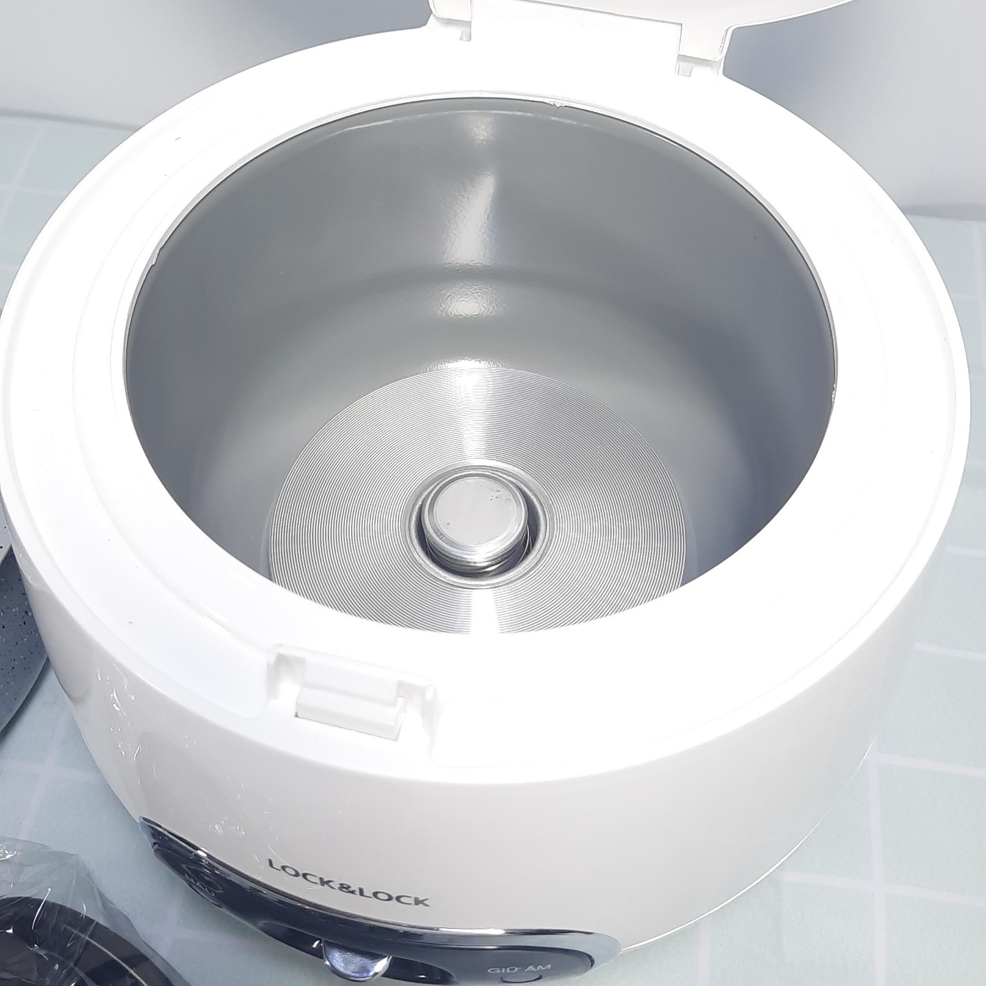 Nồi cơm điện mini Lock&Lock EJR426 dung tích 0.8L - Bảo hành 12 tháng