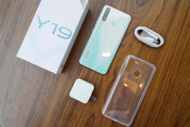 Ốp lưng trong suốt Vivo Y19 (Chống bụi)
