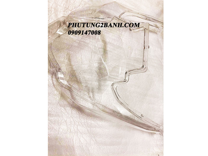 Chụp kính đèn sau Luvias