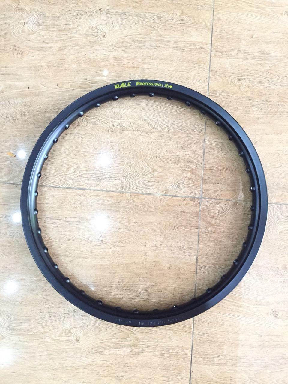 [HCM]1 CÁI NIỀNG DALE SIZE 1.6 MÀU ĐEN / BẠC