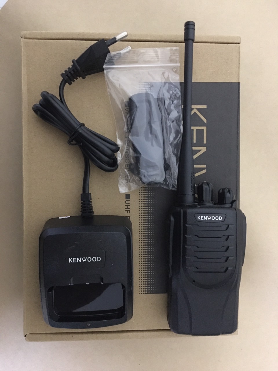 Bộ 2 Bộ đàm Kenwood TK3290 (Siêu Trâu, bảo hành 12 tháng đổi mới)